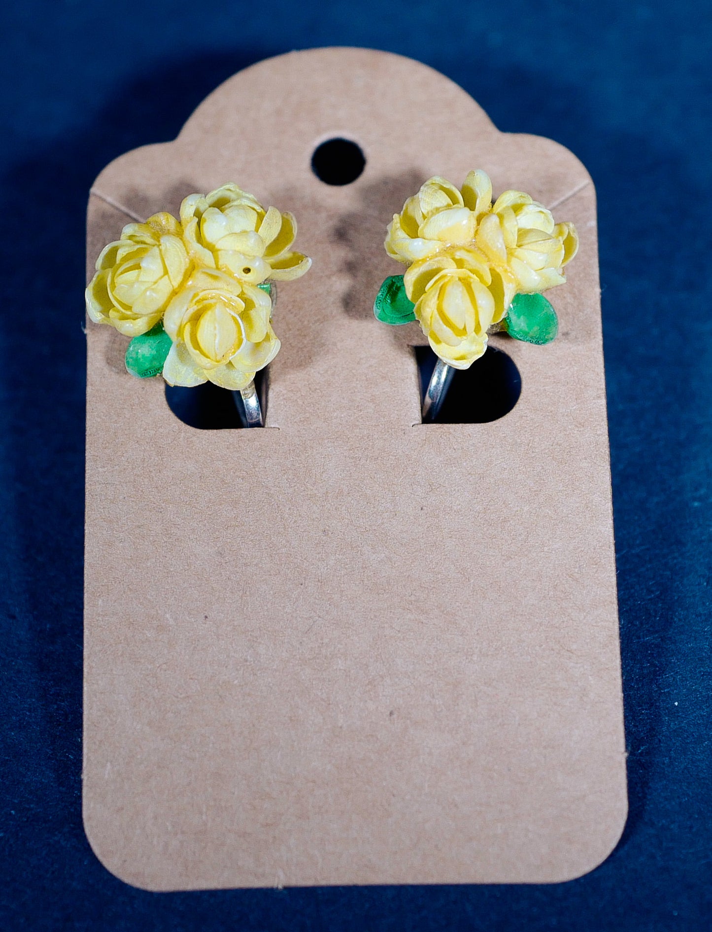 Vintage Screw-Back Yellow Rose Earrings