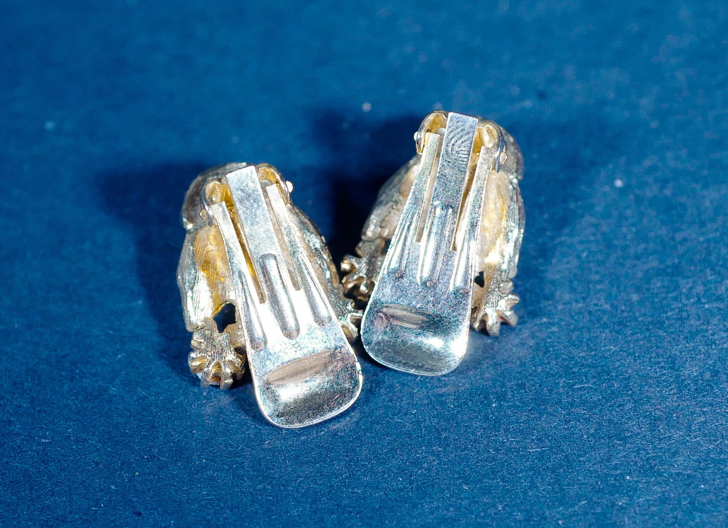 Vintage Metal Leaf Clip-On Earrings