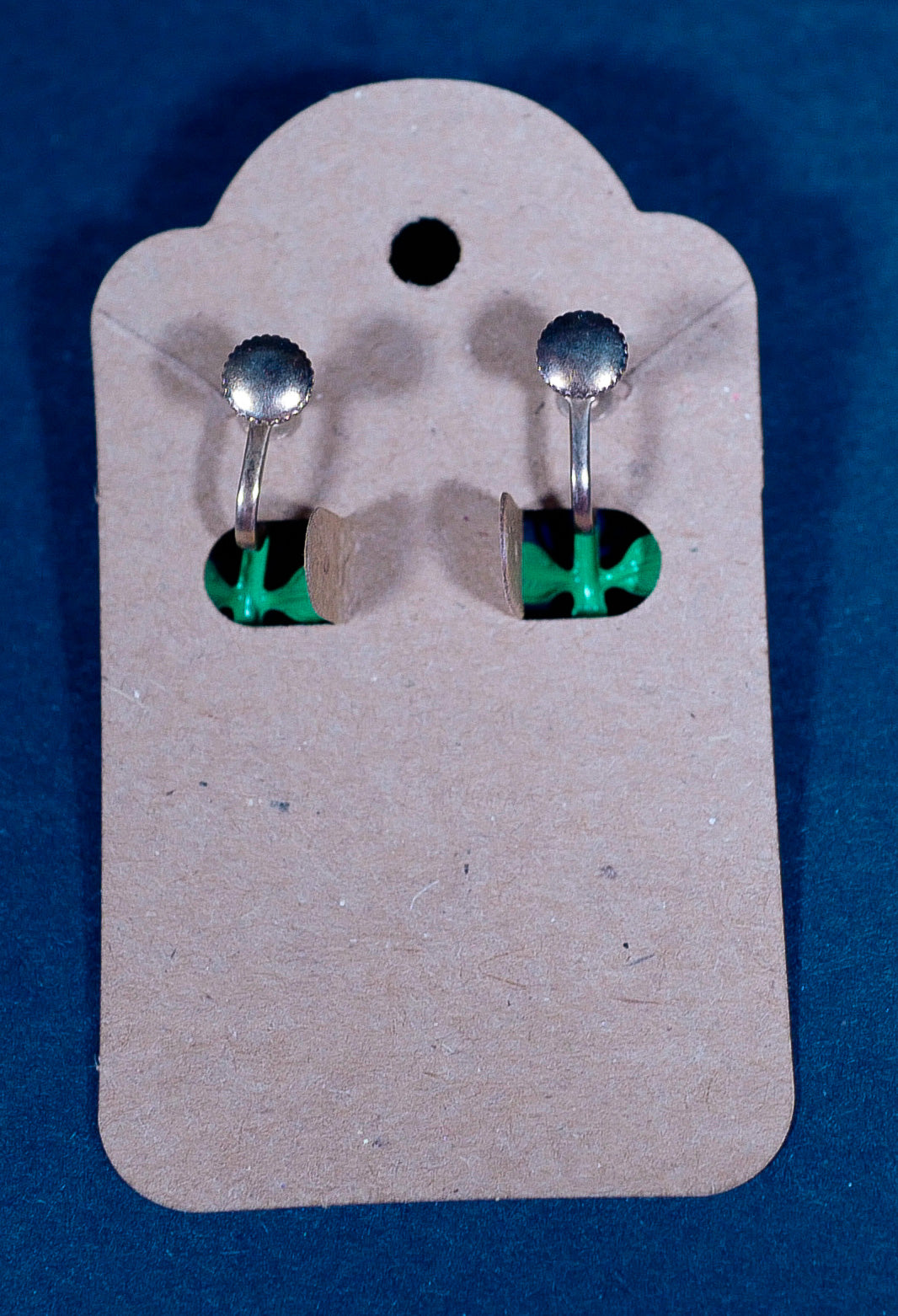 Vintage Screw-Back Wire Daisy Earrings
