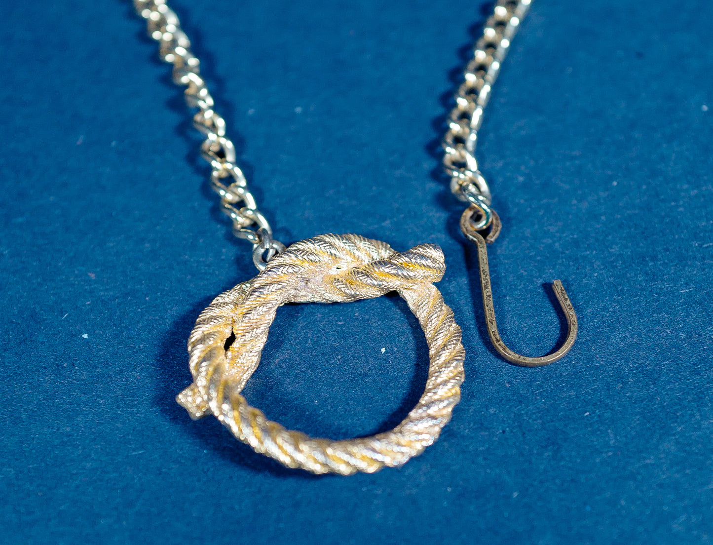 Vintage Hook Clasp Gold Plated Knot Pendant Necklace