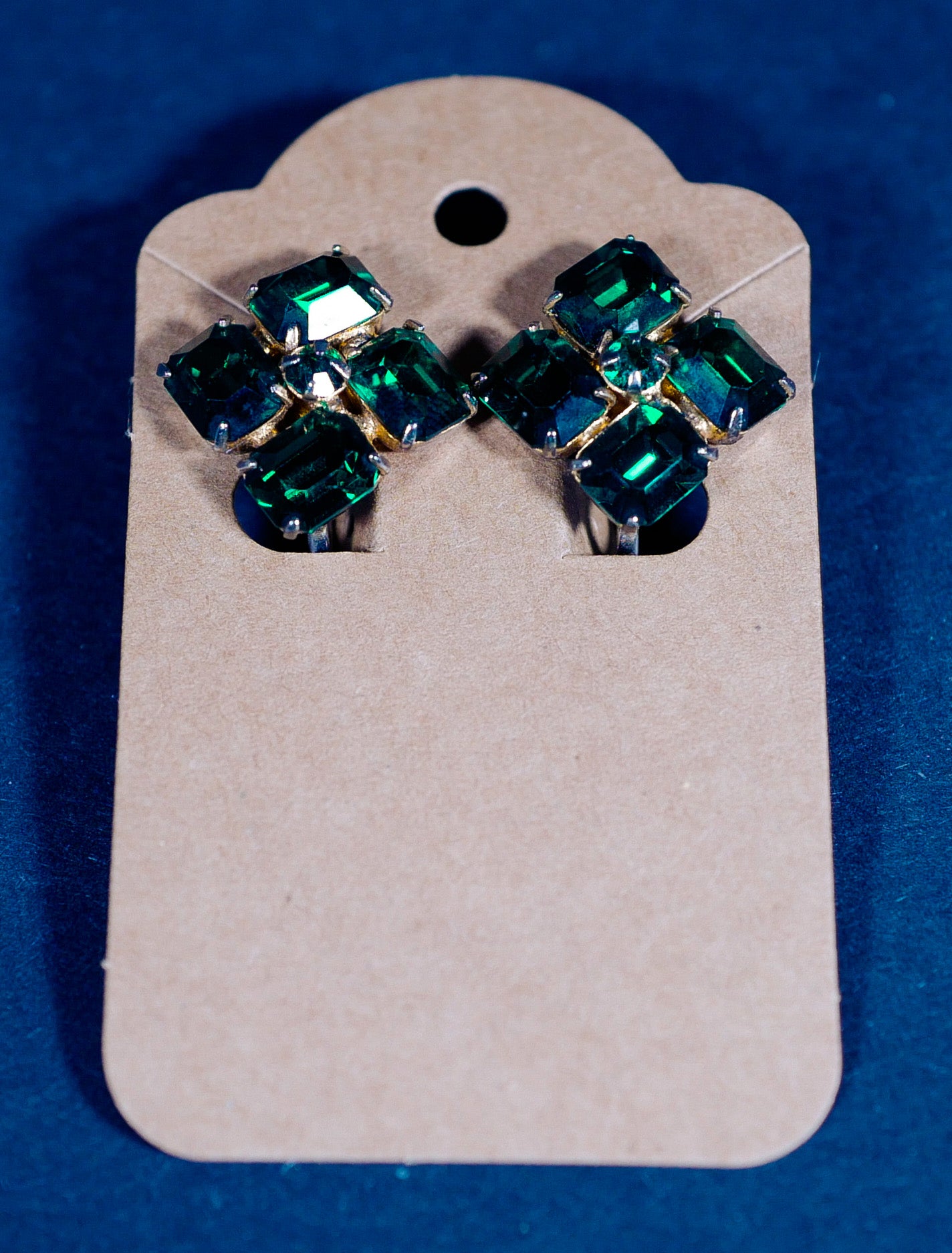 Vintage Screw-Back Faux Emerald Rhombus Earrings