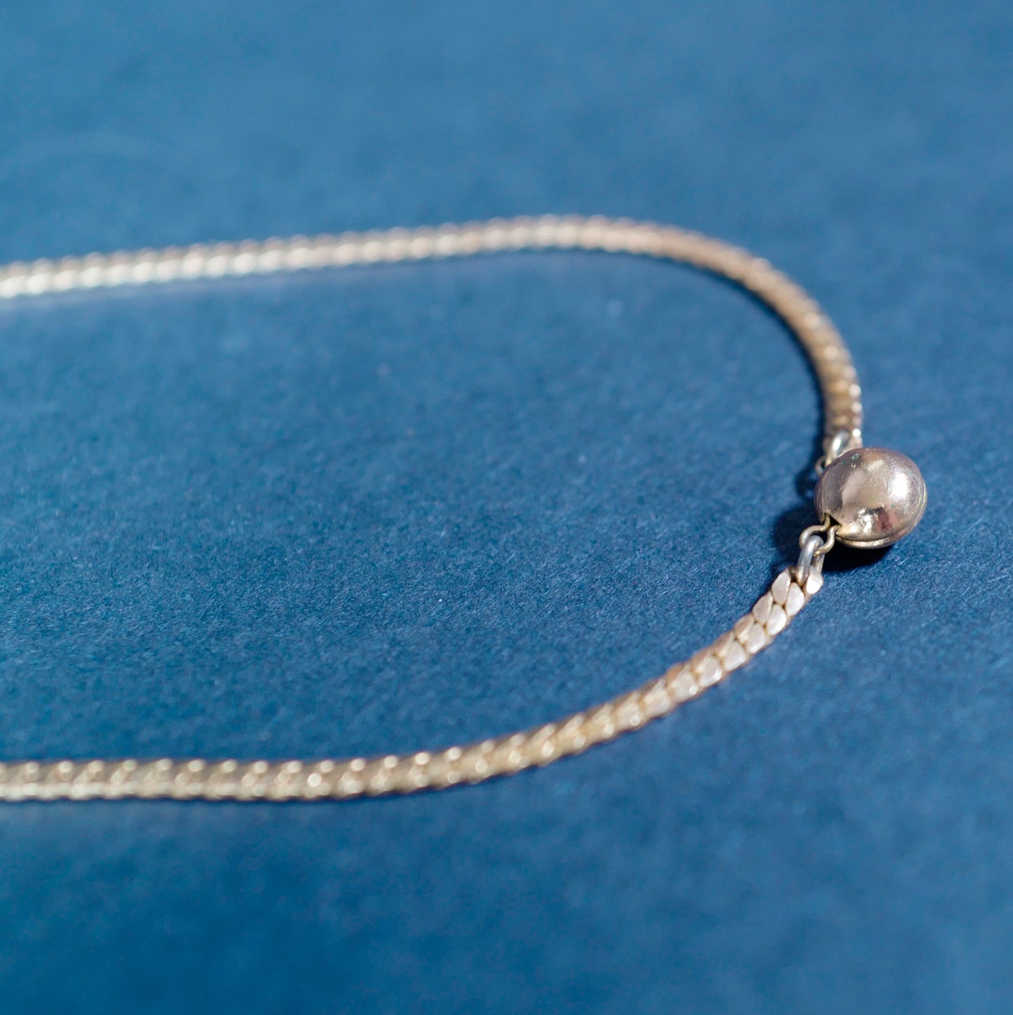 Vintage King's Circle Pendant Necklace