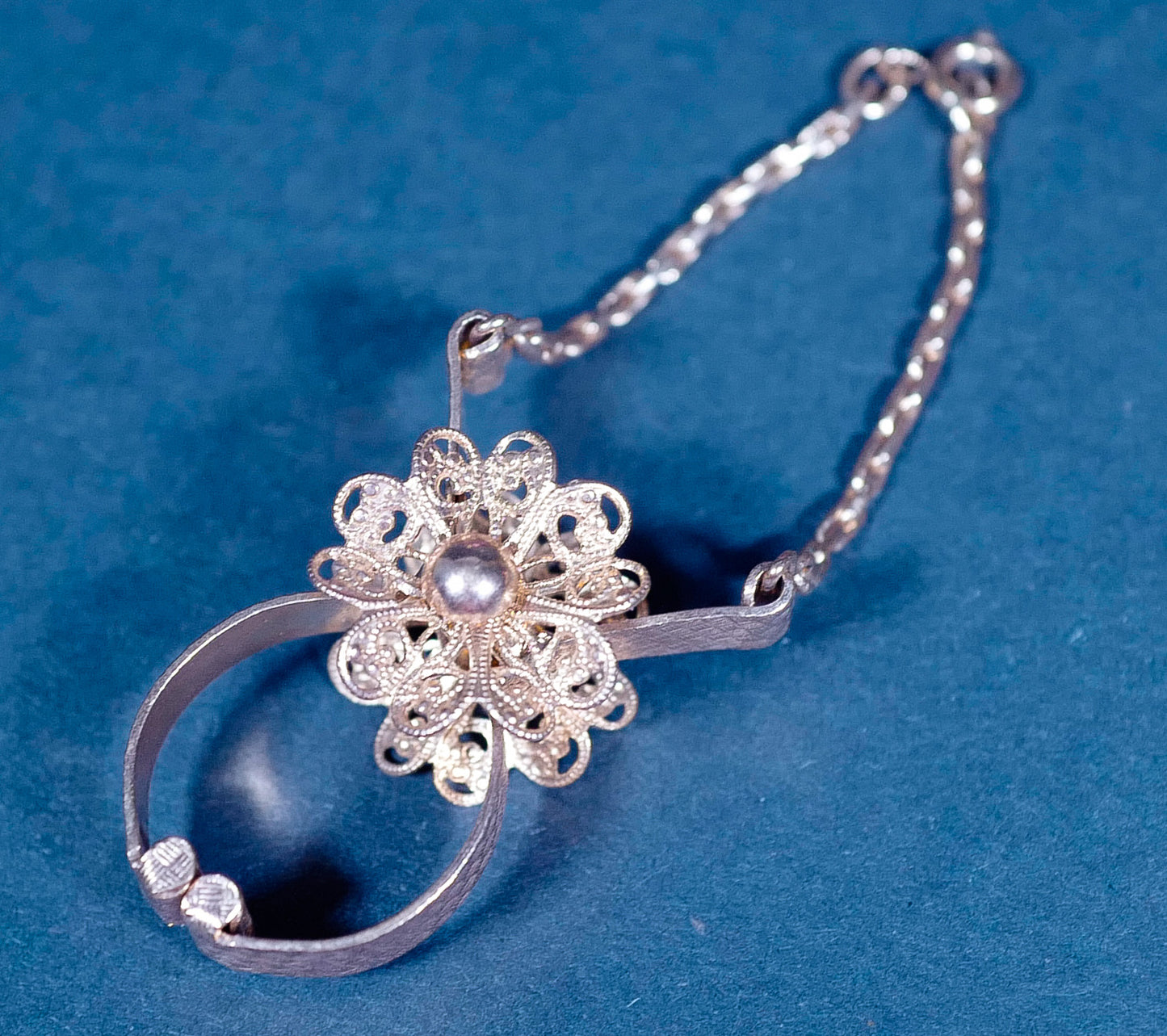 Vintage Filligree Scarf Clip
